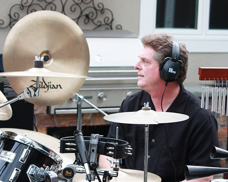 David Hawthorne on drums